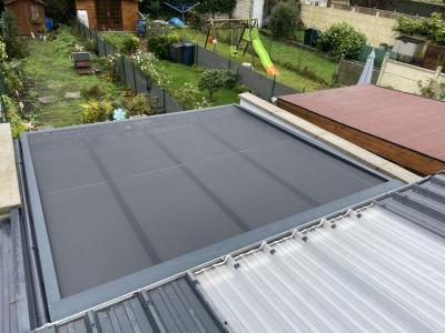 Comment entretenir de bonne manière ses stores exterieurs de veranda ? 