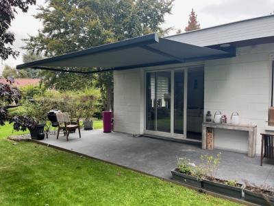 Les LEDS sur un store de terrasse : une fausse bonne idée ?