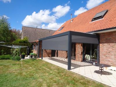 Pergola Bioclimatique avec poteau intermédiaire - Clairmarais 