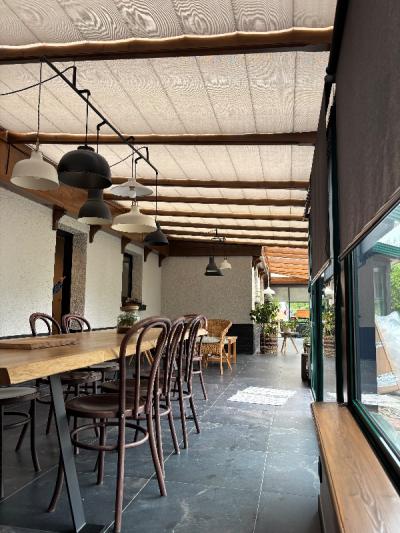 Store intérieur ou store extérieur : comment faire le bon choix ?
