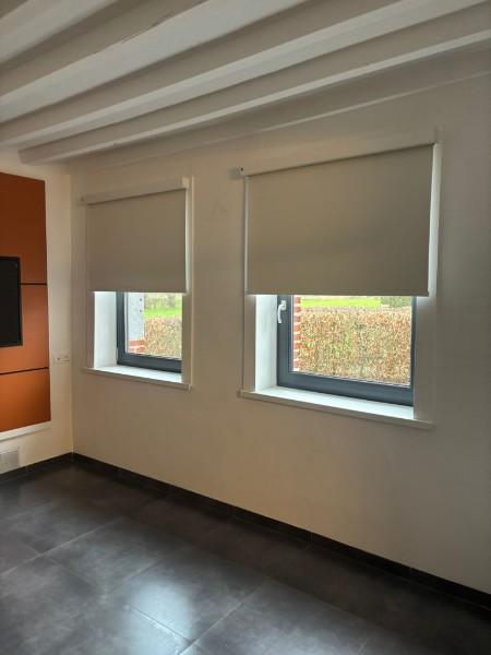 Installation de stores enrouleurs à MARBAIX