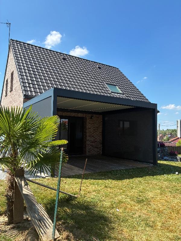 Installation d’une pergola bioclimatique à Fromelles : confort & modernité