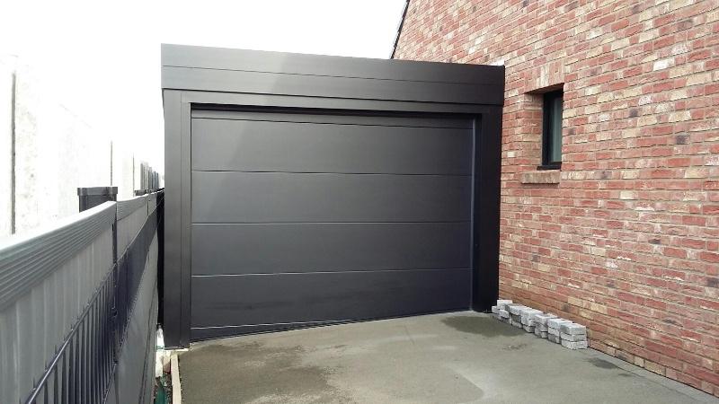 Pose d’un carport en aluminium à Labeuvrière : protection et élégance au rendez-vous