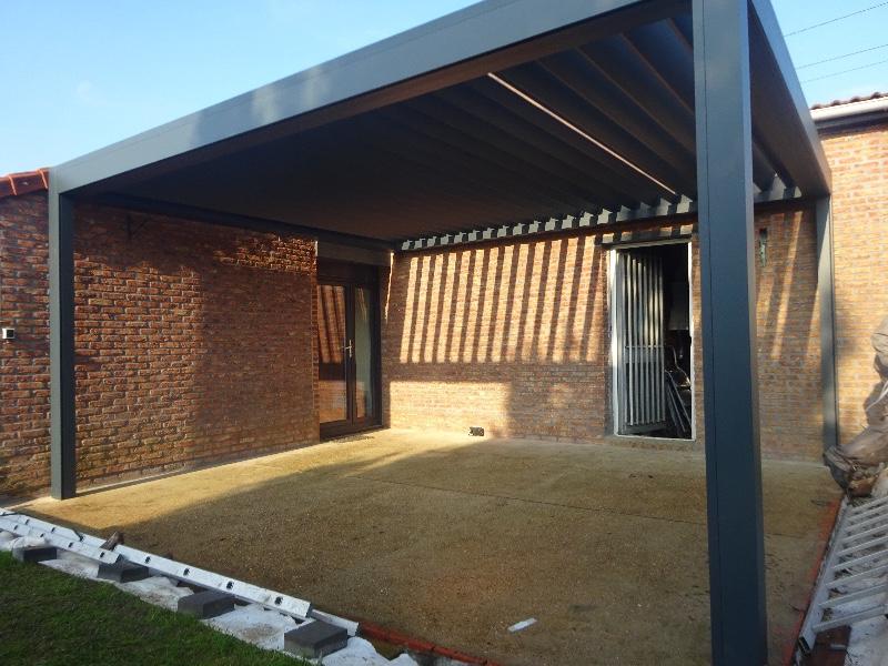  Installation d’une pergola bioclimatique à Steenwerck : un confort sur mesure 