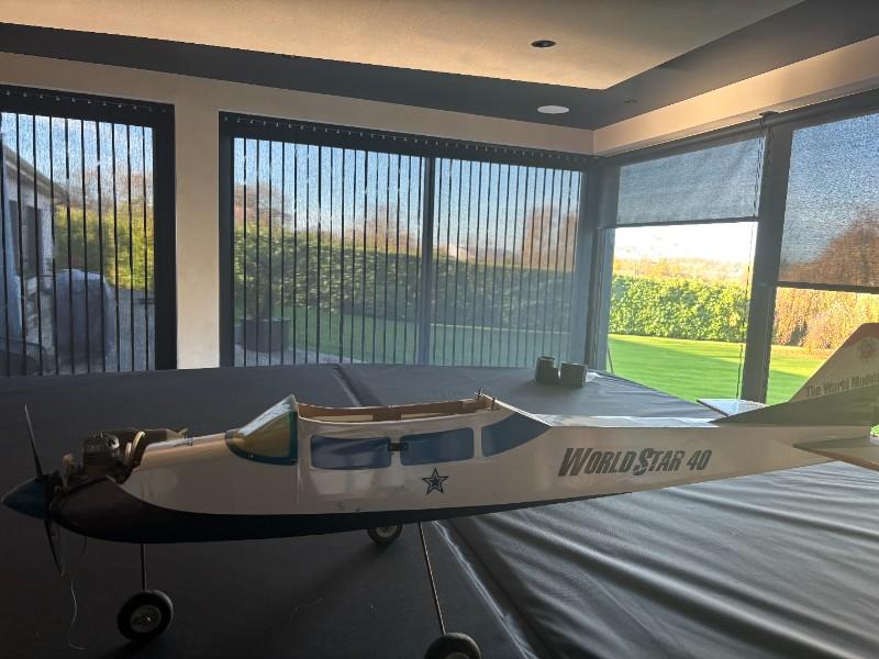 Installation de stores à bandes verticales et stores rouleaux à Halluin