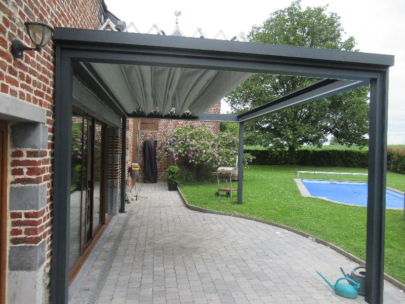  Une nouvelle pergola bioclimatique installée à Denain