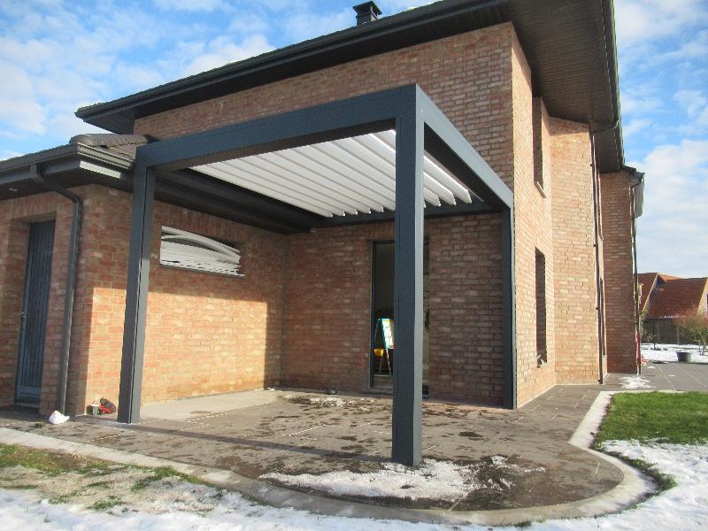 Une pergola bioclimatique à Camphin-en-Pévèle : profitez de votre extérieur !
