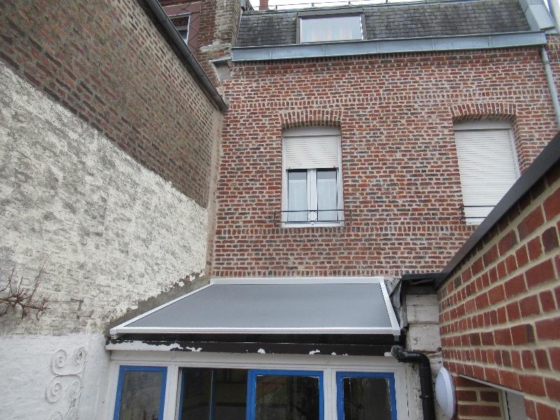 Pose de Stores de Veranda à Arras : Une Protection Solaire Efficace et Esthétique
