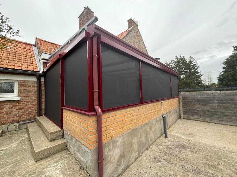 Installation de stores Screens à CAPPELLE BROUCK