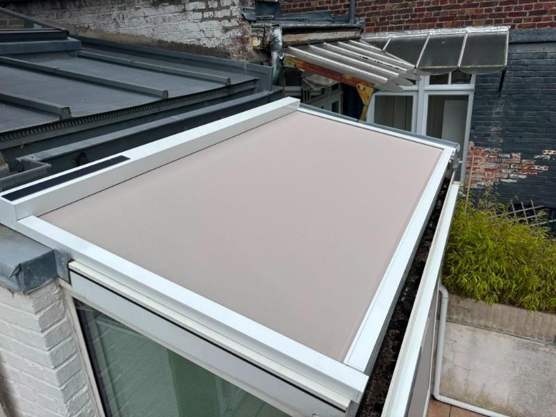 Installation d'un store de toiture de véranda et d'un Screen à LAMBERSART