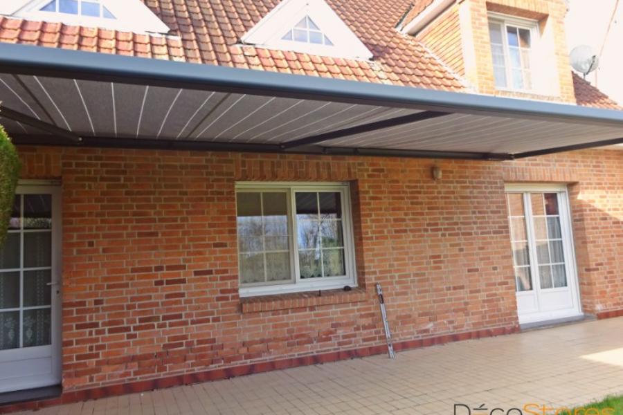 POSE D'UN STORE DE TERRASSE À WILLEMS DANS LES HAUTS-DE-FRANCE