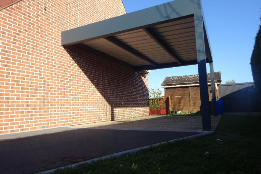 Un carport en aluminium installé à Wormhout pour nos clients