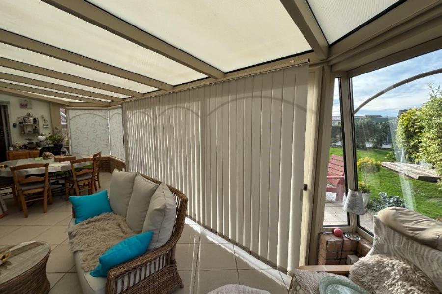 Installation de stores de véranda à Norrent Fontes