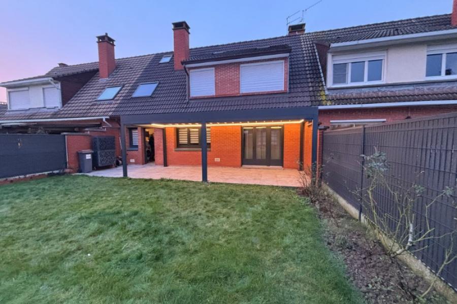 Installation d'une Pergola FLY à ERQUINGHEM LYS