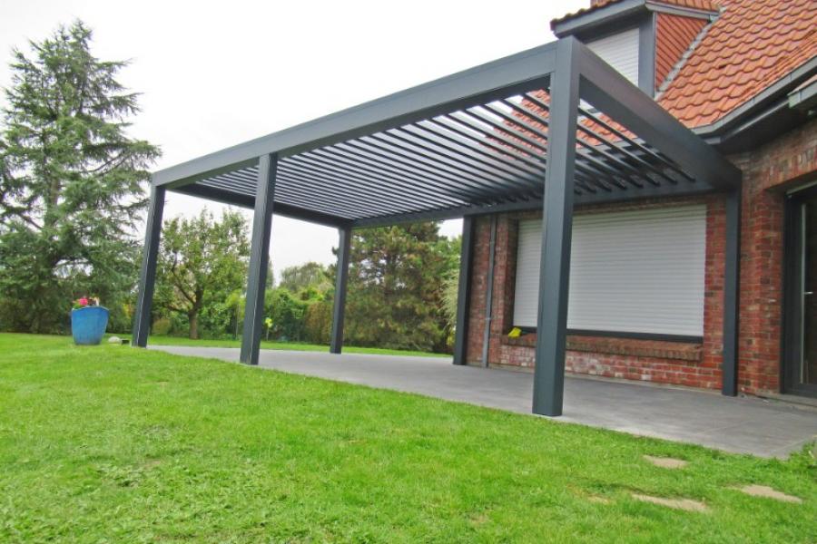 POSE D'UNE PERGOLA BIOCLIMATIQUE À GONDECOURT DANS LES HAUTS DE FRANCE