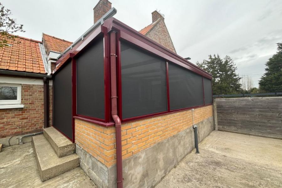 Installation de stores Screens à CAPPELLE BROUCK