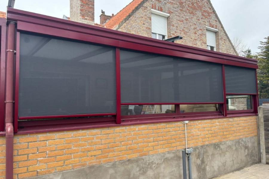 Installation de stores Screens à CAPPELLE BROUCK