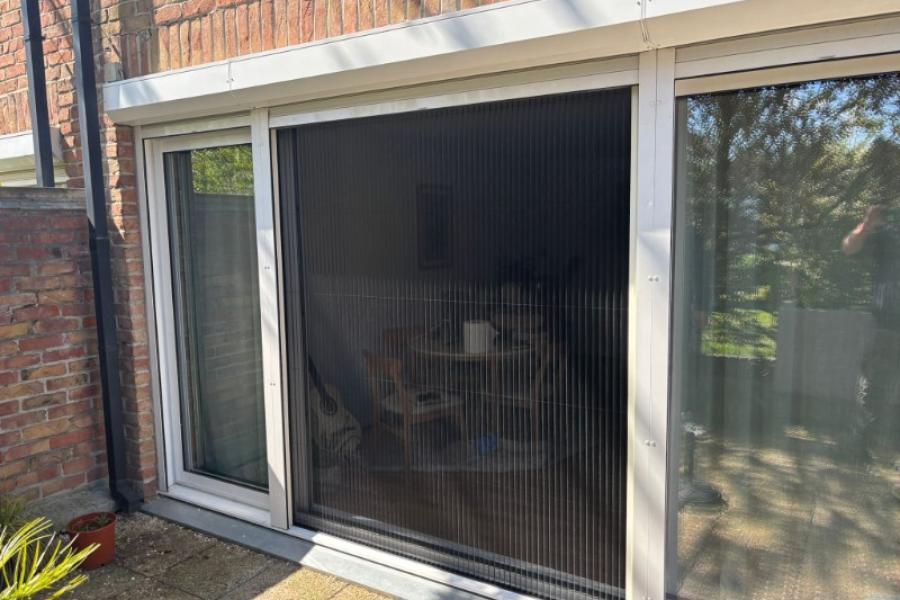 Pose d'une moustiquaire à VILLENEUVE D'ASCQ