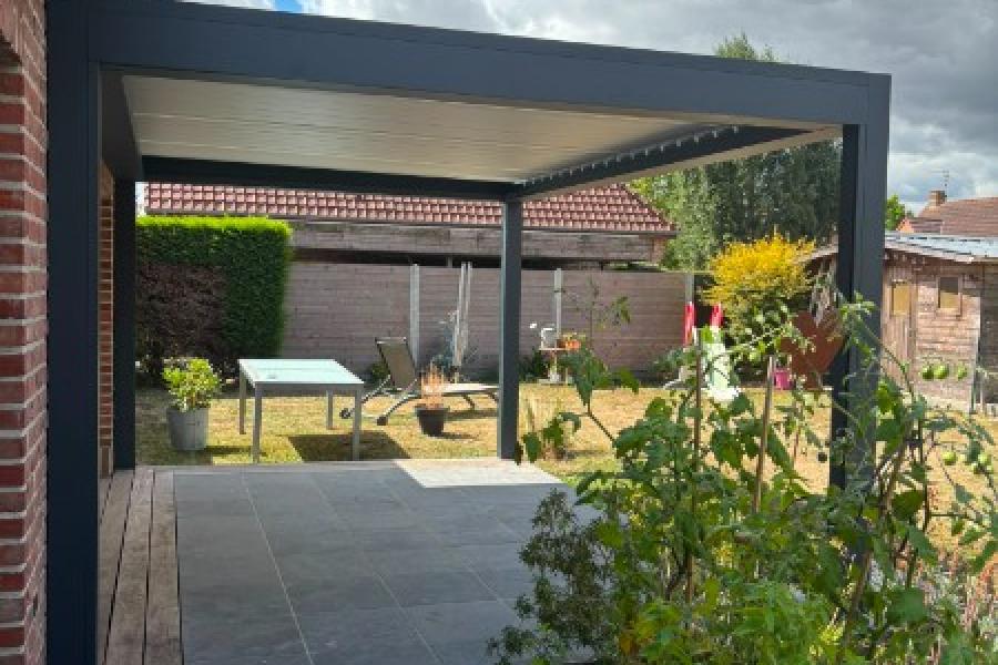 Pose d'une Pergola Bioclimatique à Bailleul Pose d'une Pergola Bioclimatique à Bailleul