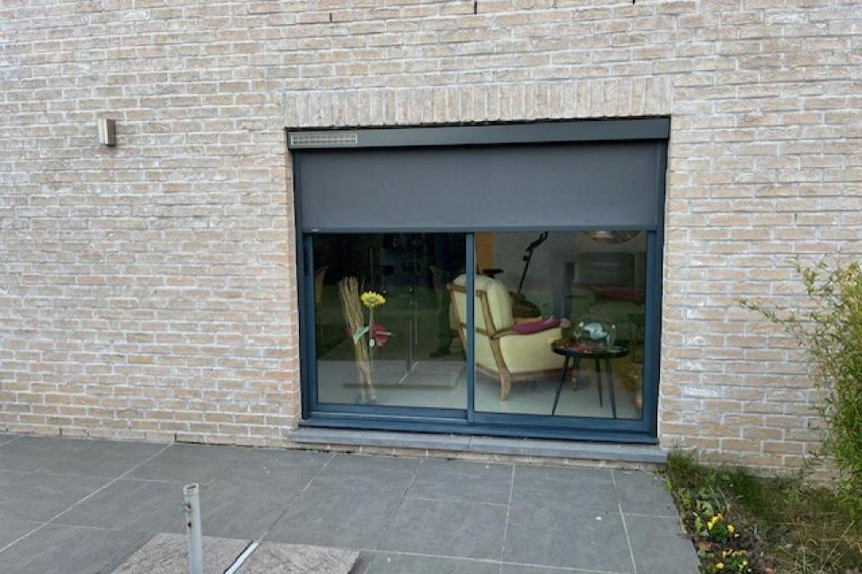 Installation d'un store Screen à Fleurbaix