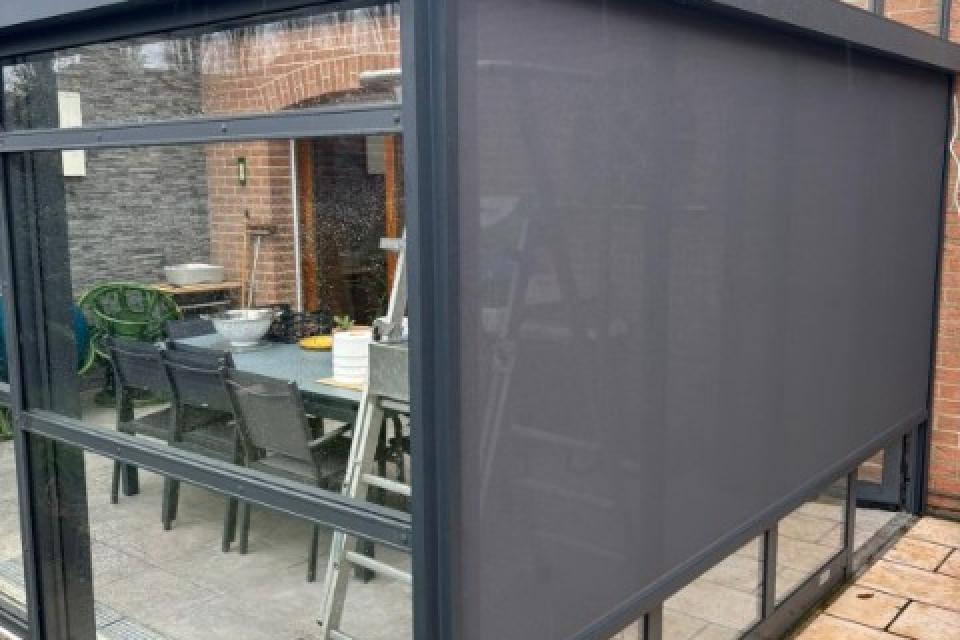 Installation de deux stores screens à Courcelles les Lens