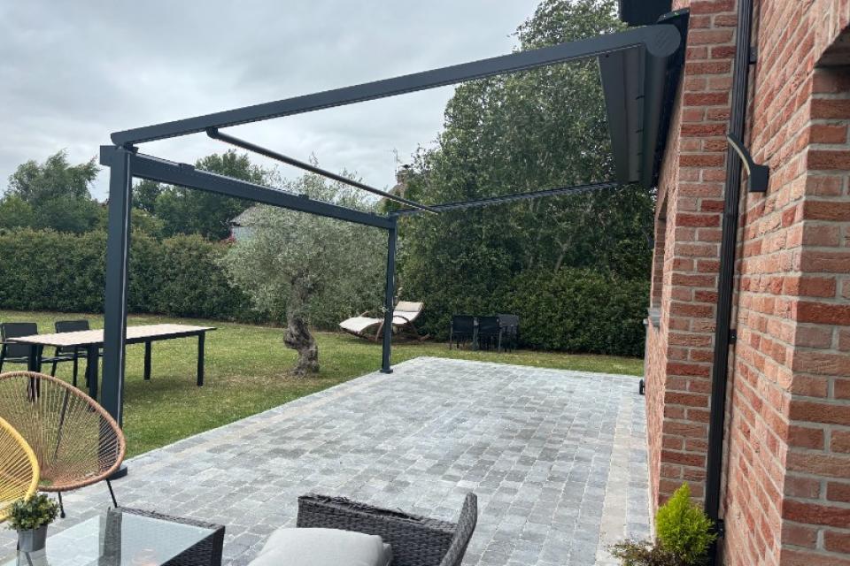 Installation d'une Pergola toile à FLINES LEZ RACHES