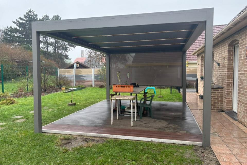Installation d'une Pergola Bioclimatique avec screen à DUNKERQUE