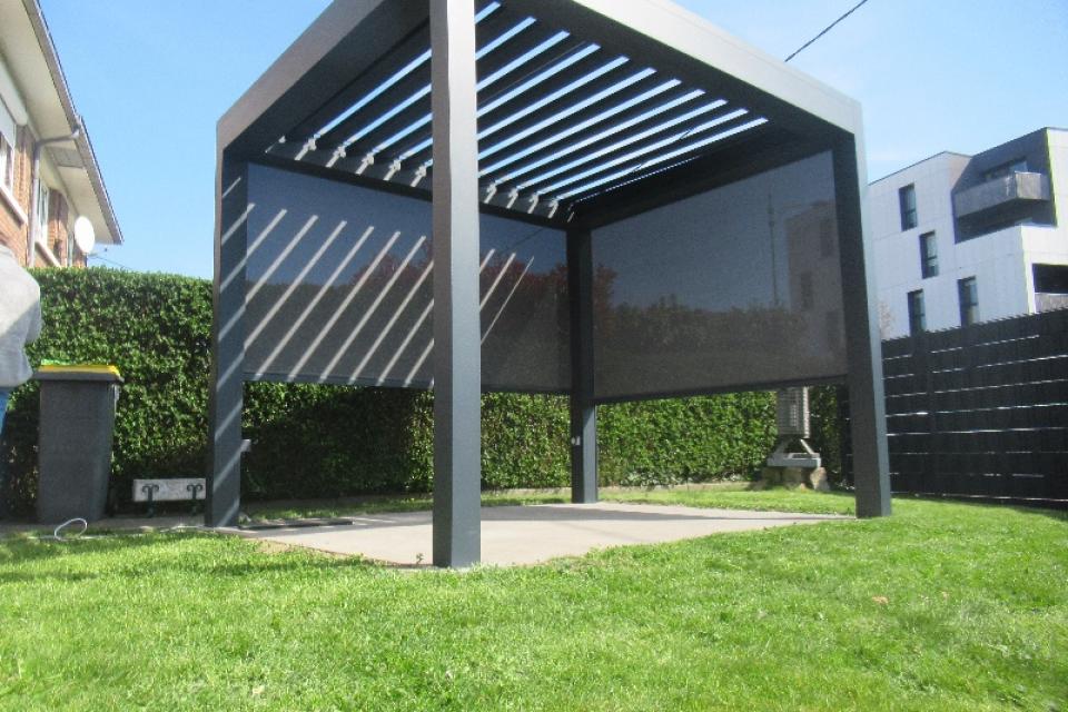 Une nouvelle pergola installée à Comines pour profiter de l’extérieur